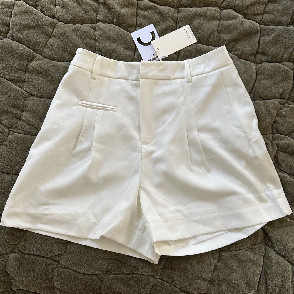 Elegant White Women's Shorts